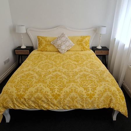 The Heathers - Near Beach & Free Golf Bag & Clubs. Apartment Maybole ภายนอก รูปภาพ